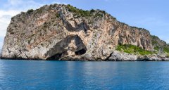 Grotta del Frontone - Isola Dino